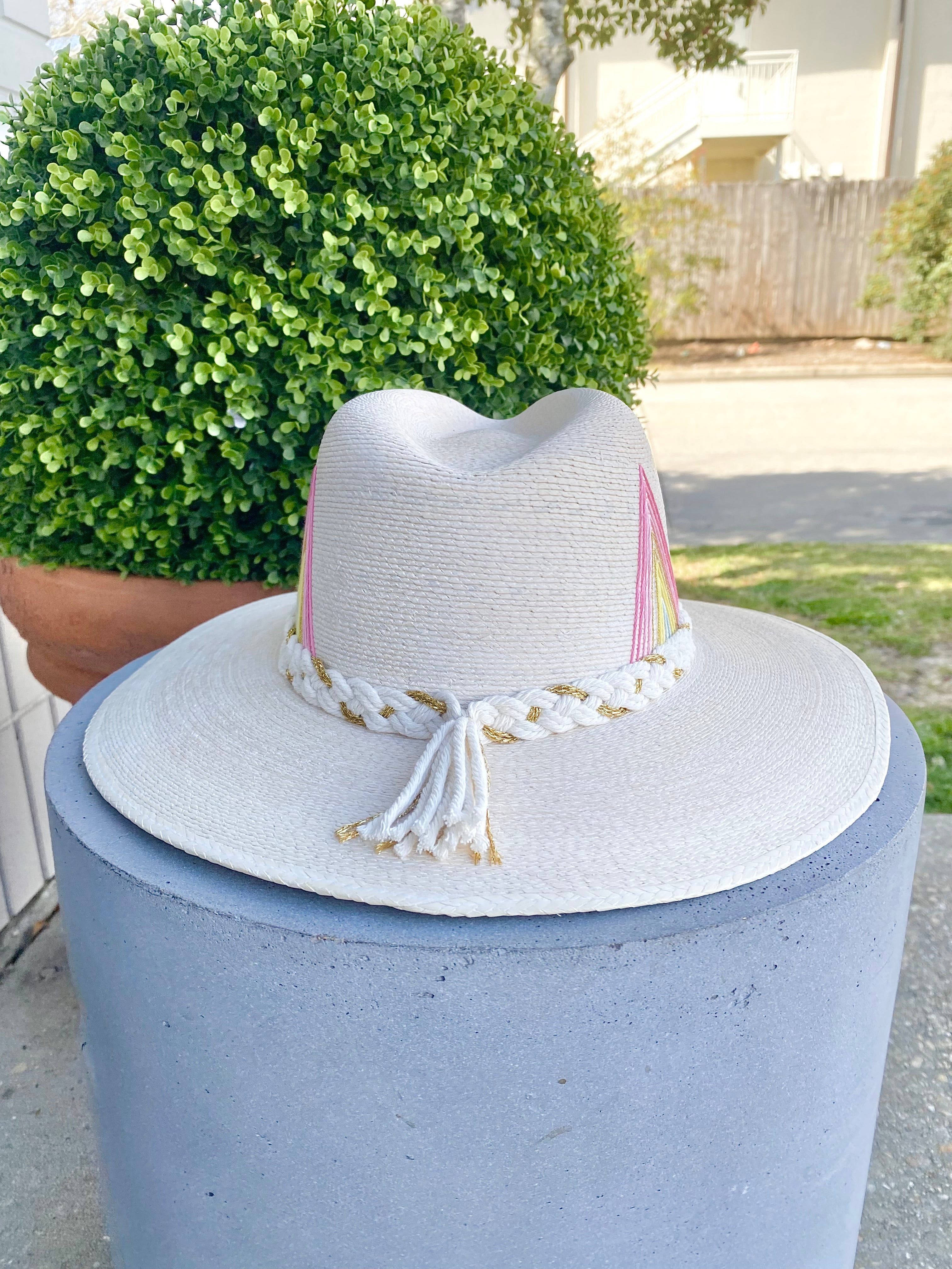 Palm Hat - Triangle Burst