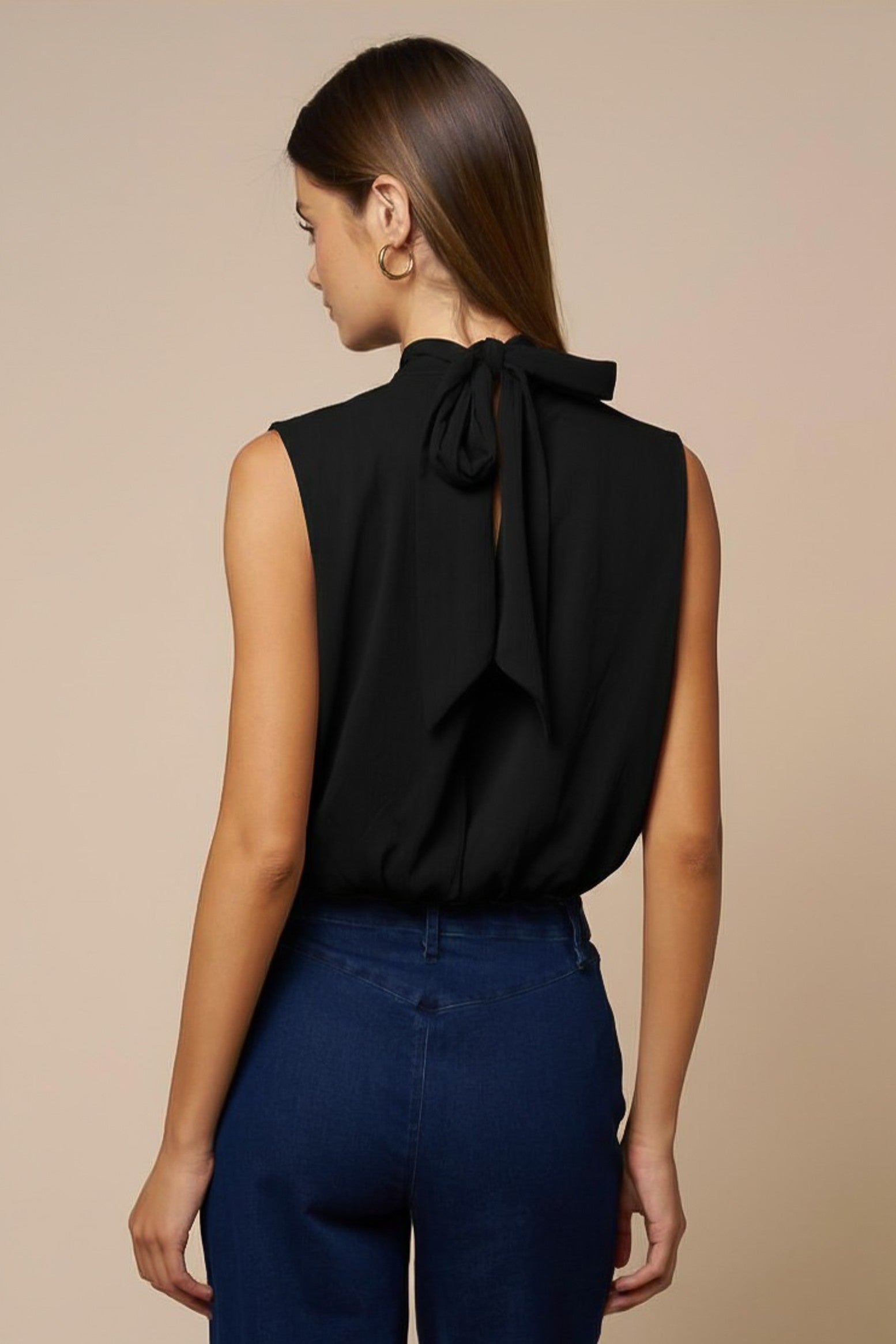 Brioni Top Black