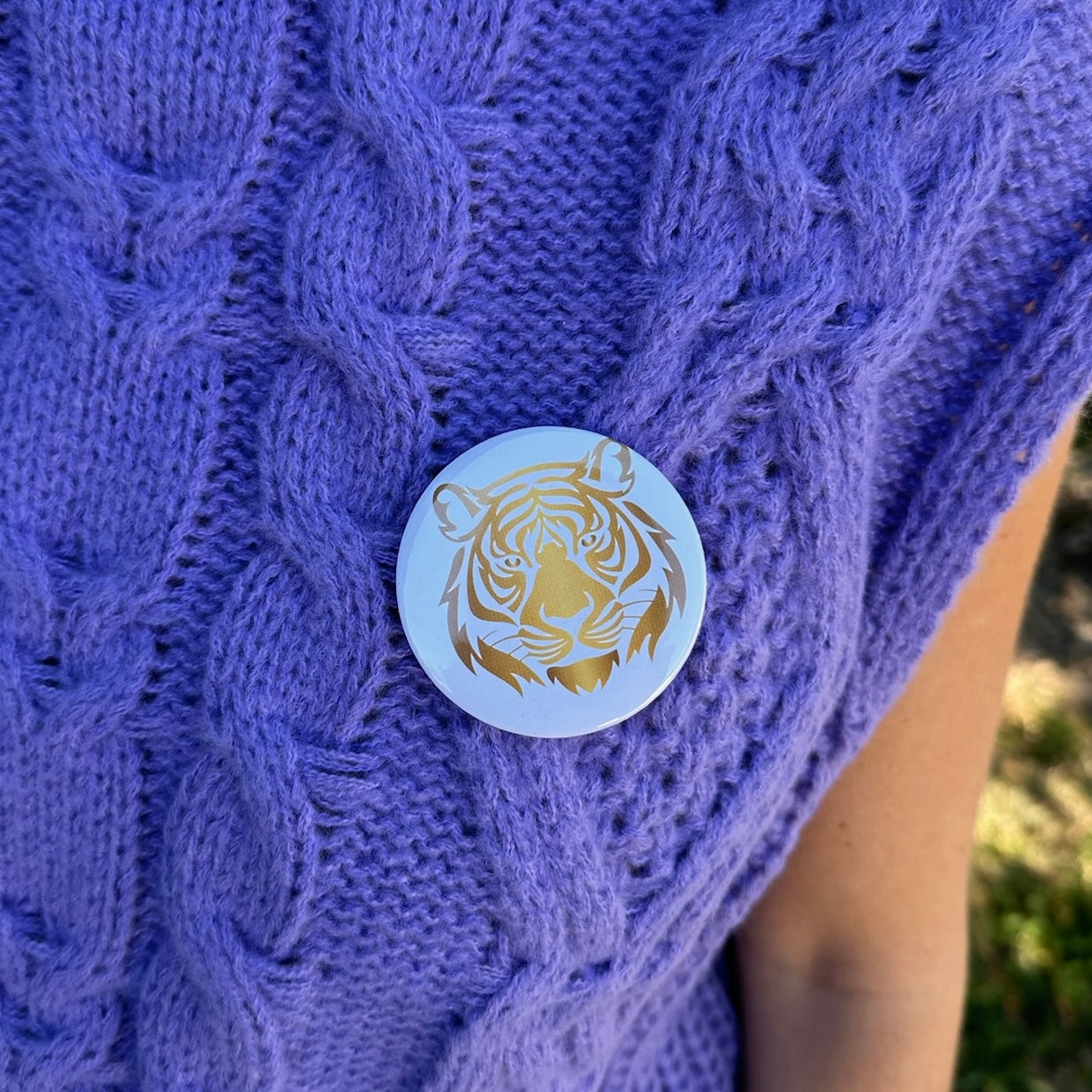 Gold Tiger Face Pin