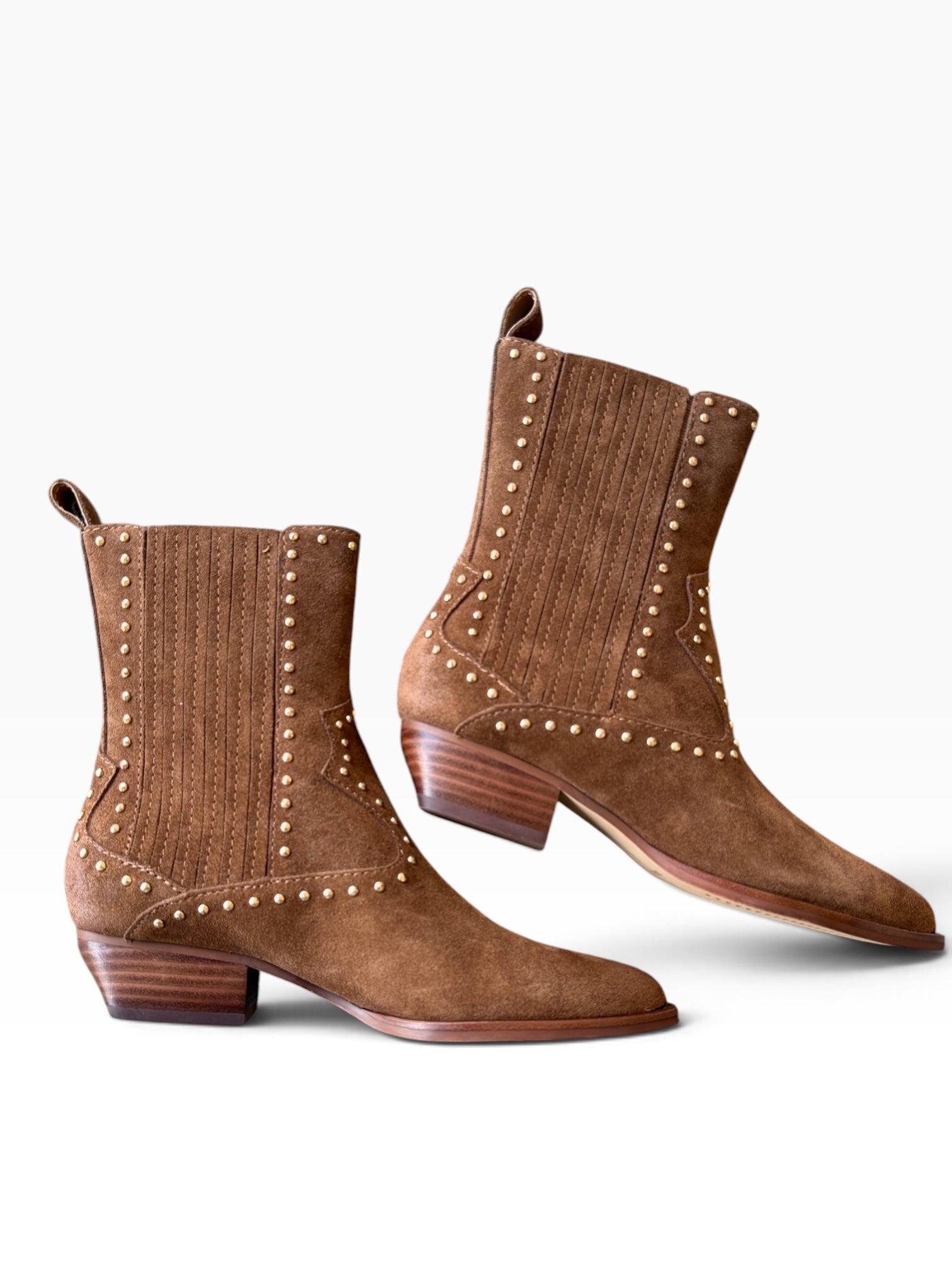 Thomas Stud Cocoa Suede