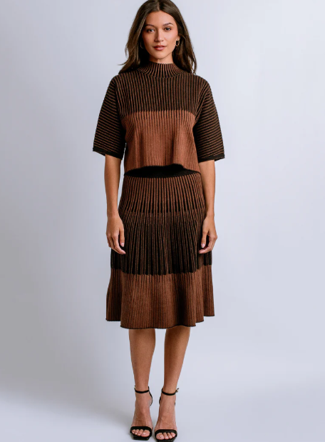 Strober Top Black/Brown