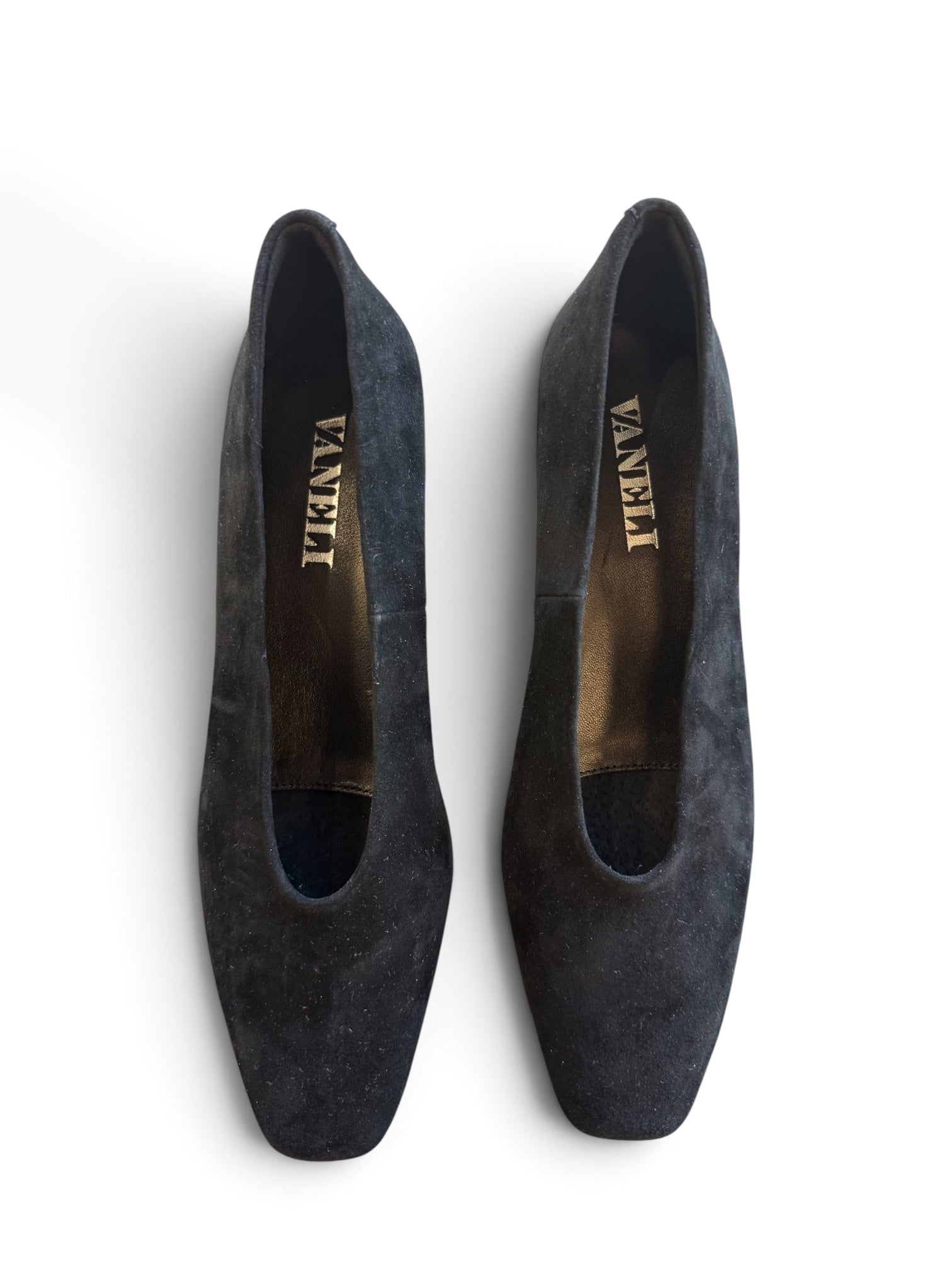 Mid Heel Pump Black Suede