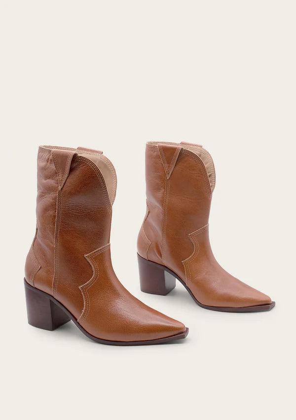 Petra Boot Toffee