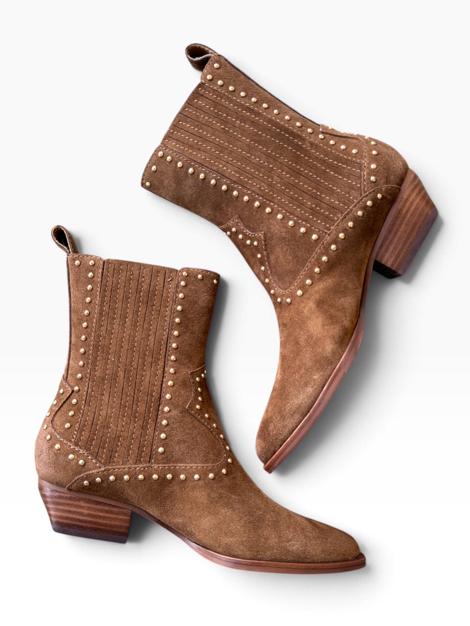Thomas Stud Cocoa Suede
