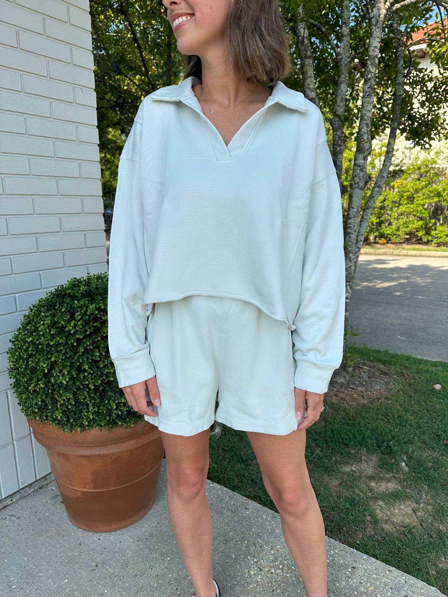 Lounge Set w/ Collar