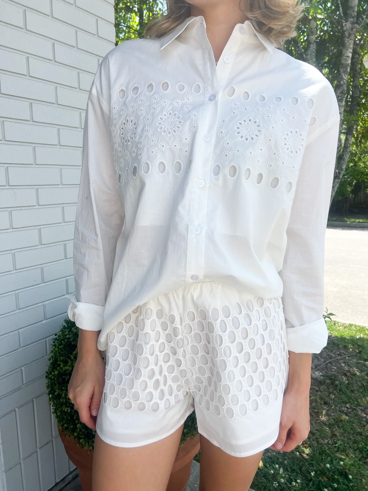Freeland Eyelet Shorts Off White