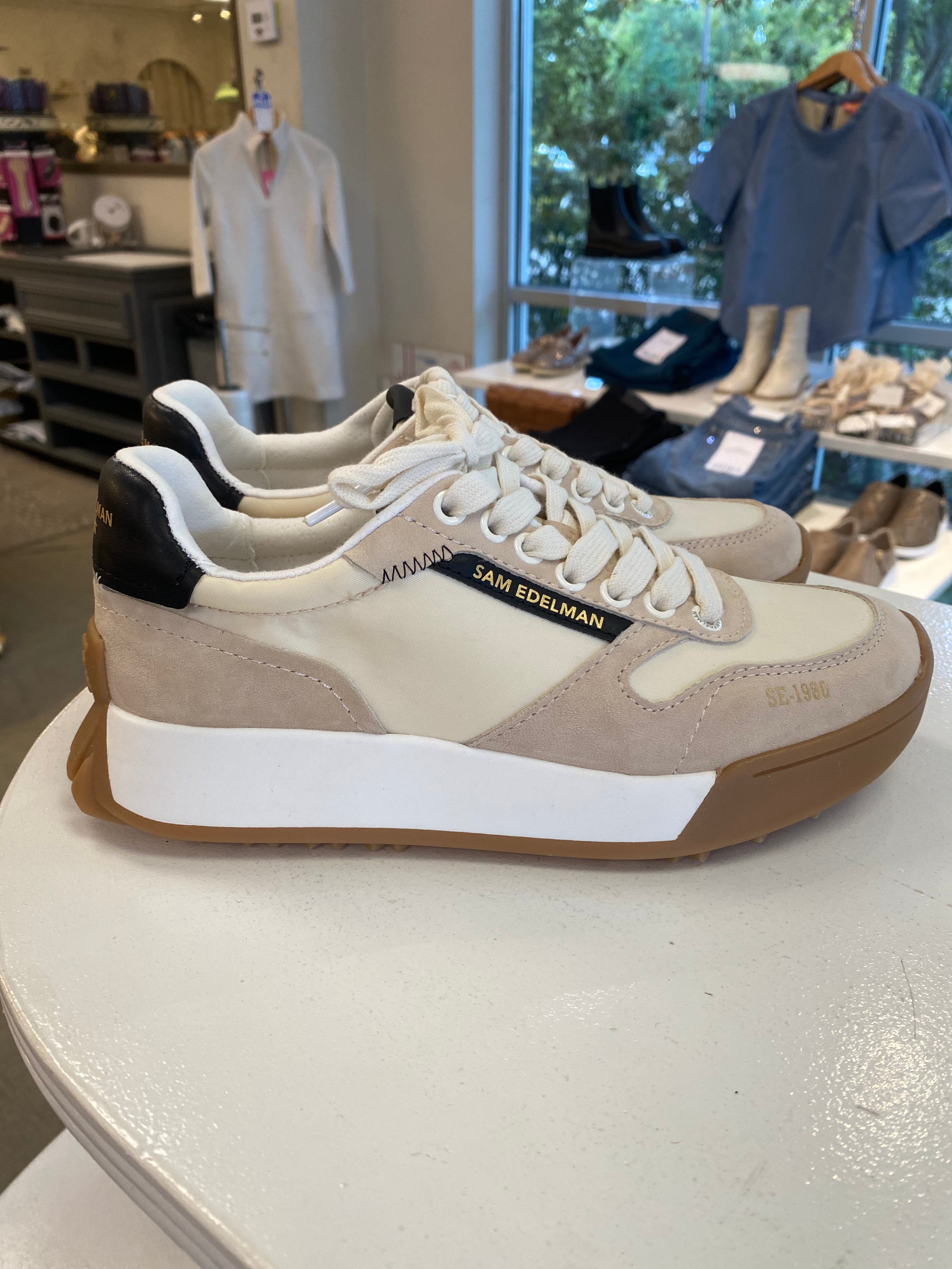 Layla Sneaker Beige