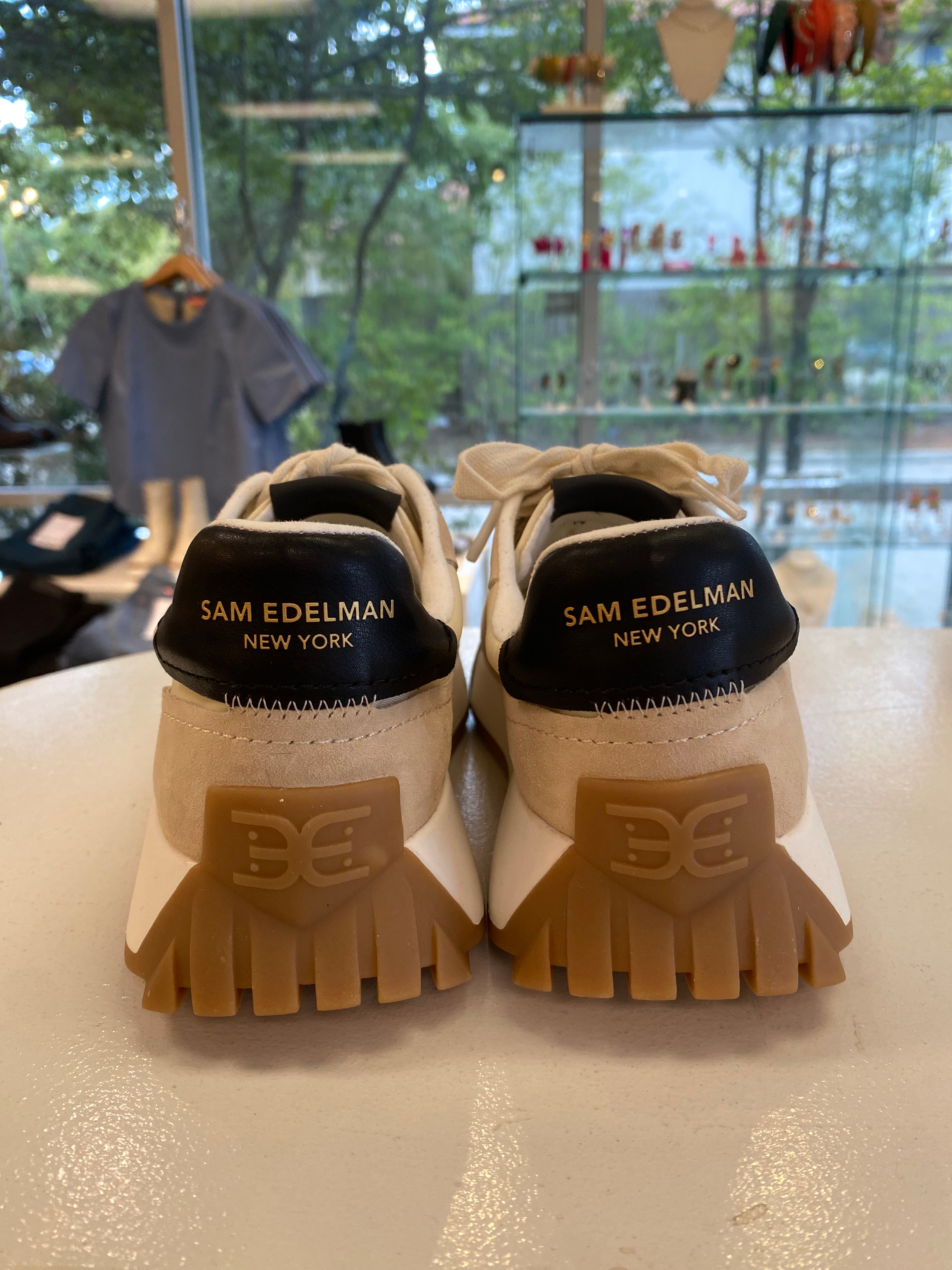Layla Sneaker Beige
