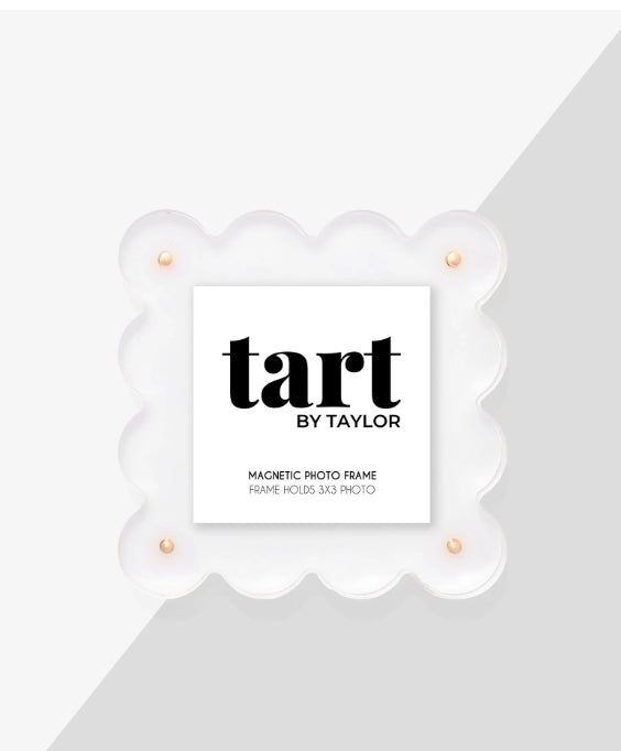 Mini Scalloped Picture Frame