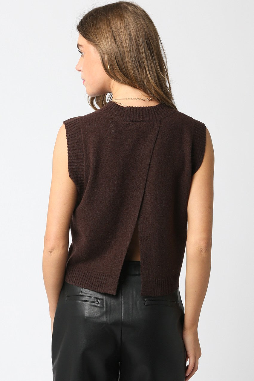 Mattie Sweater DK. Brown