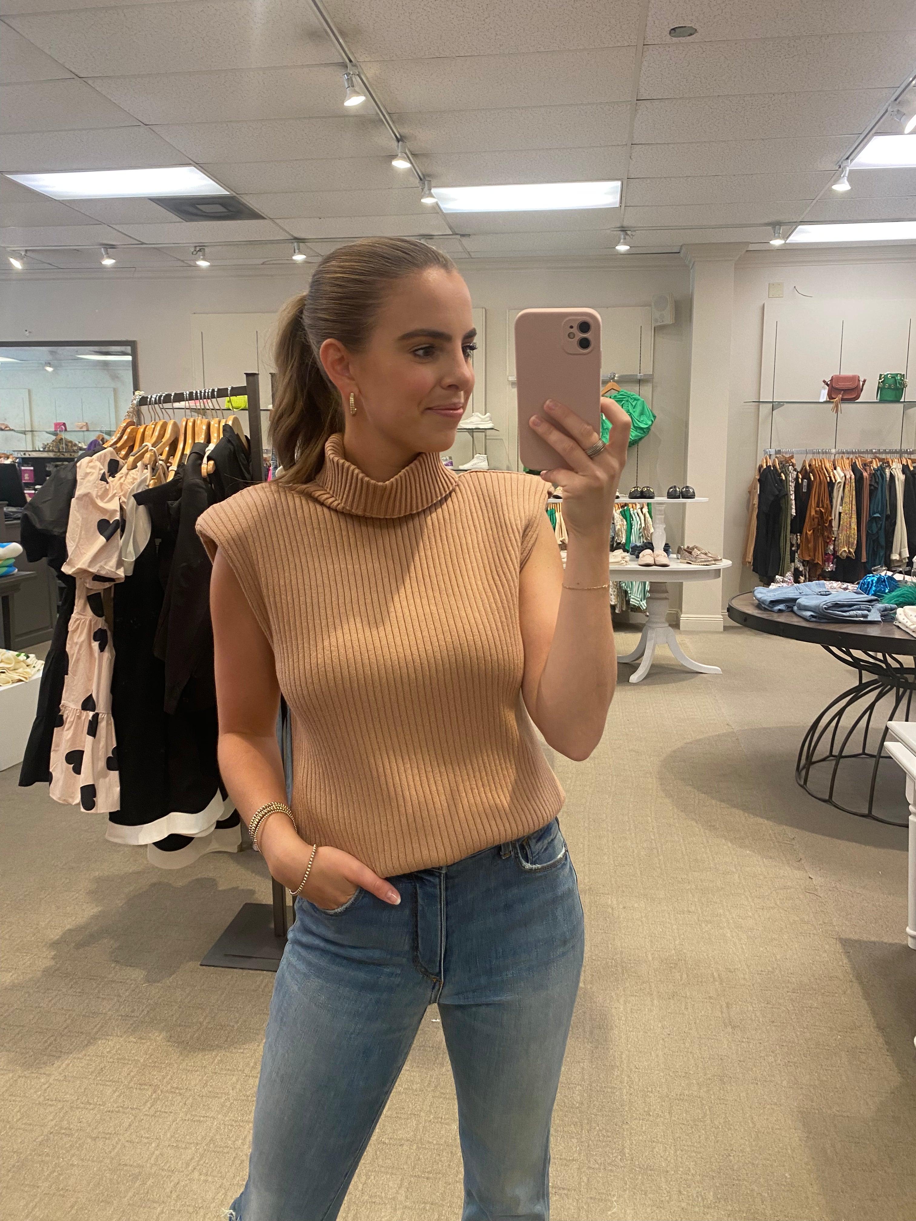 Padded Turtleneck Beige