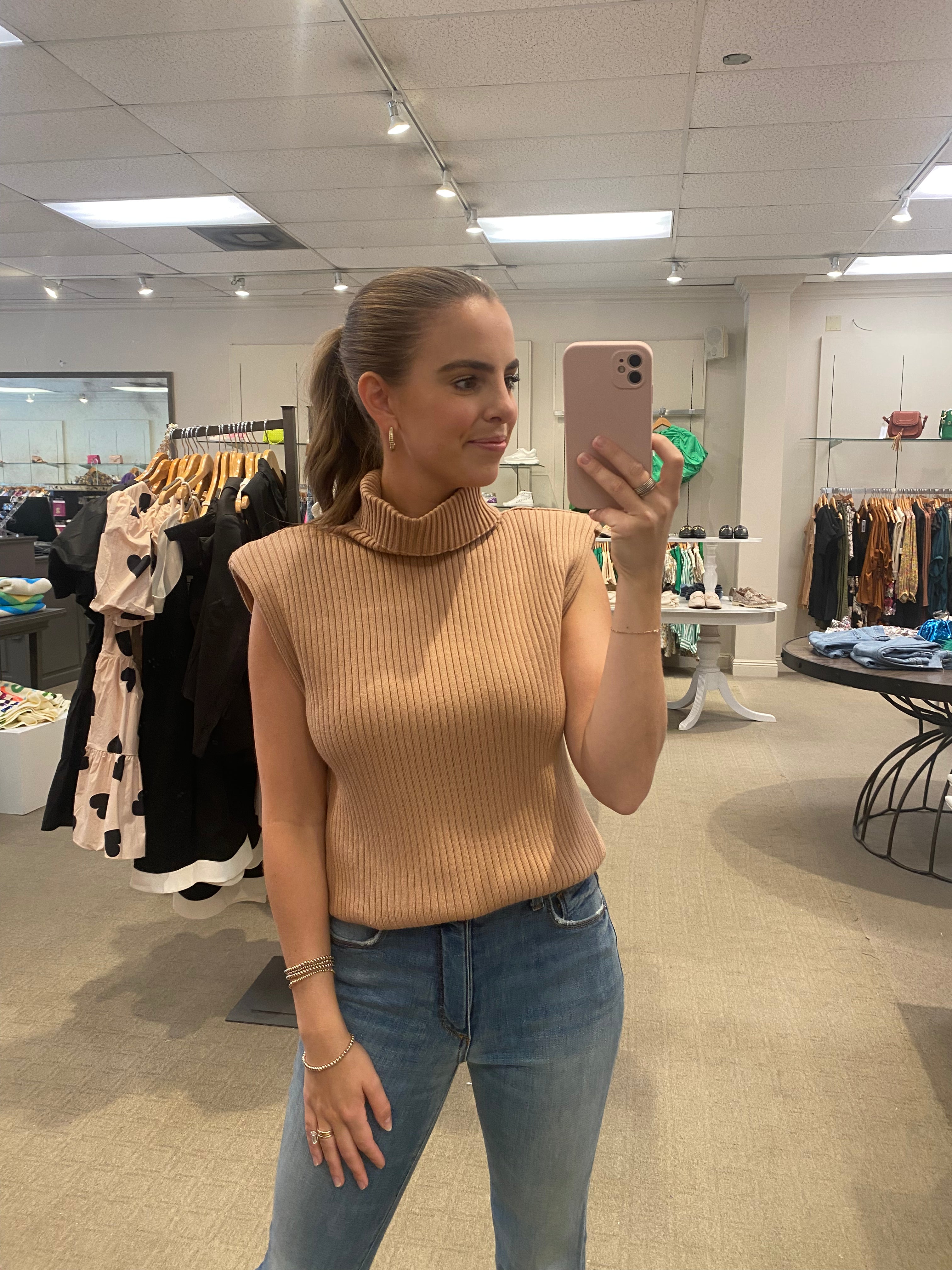 Padded Turtleneck Beige