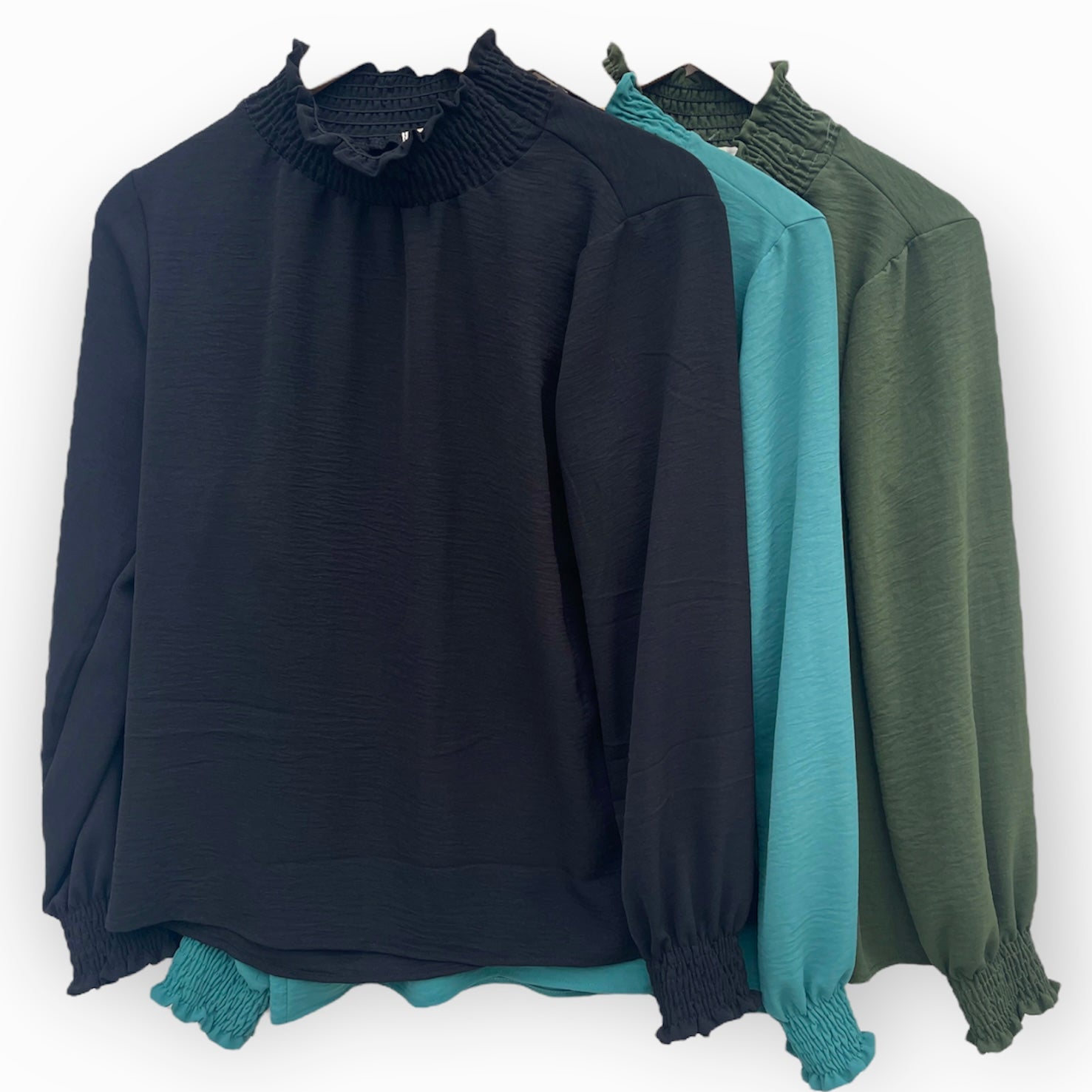 Della Top Black